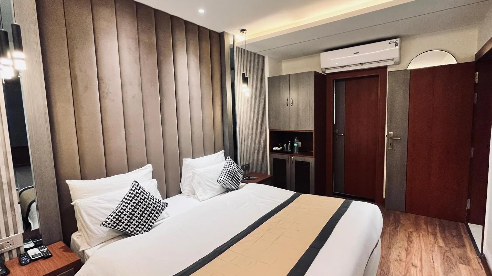 Western Blu Inn Delhi  3*, Delhi (National Capital Territory of India)