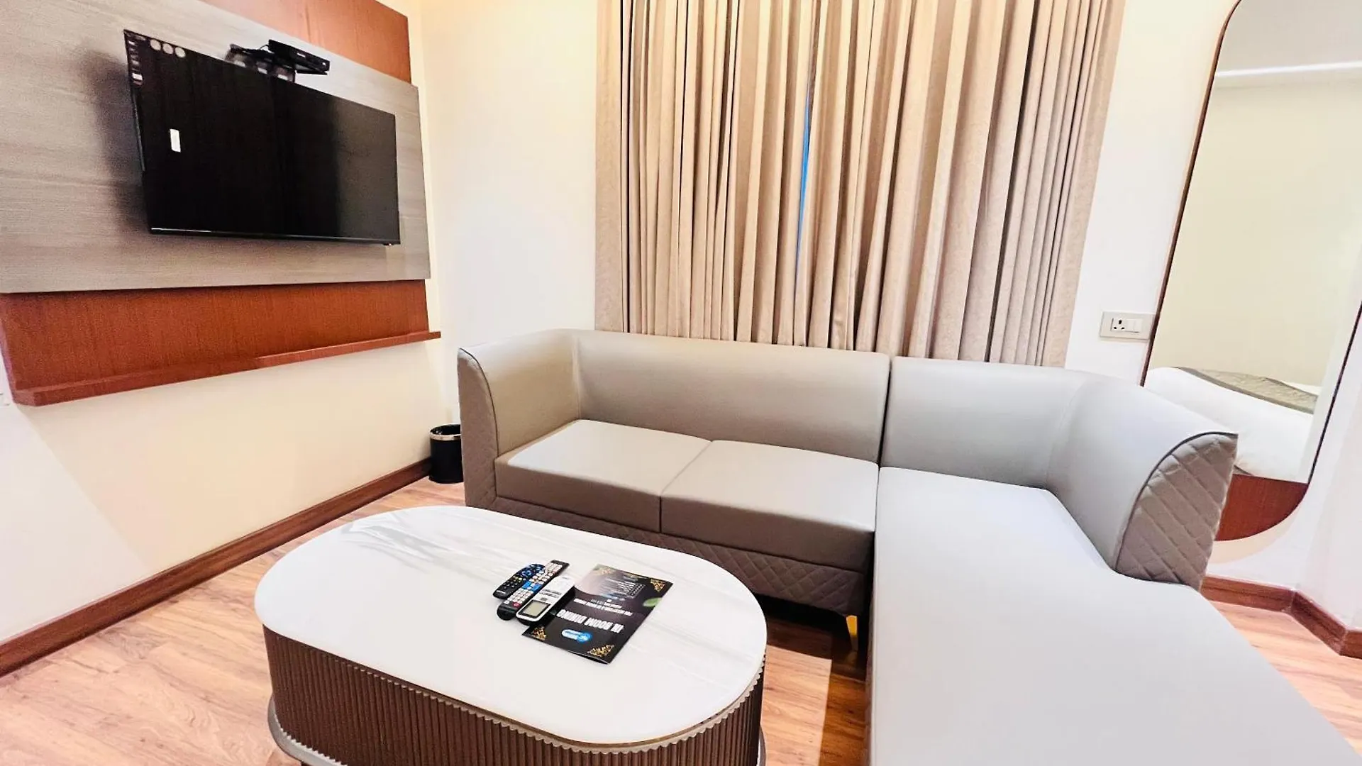 Western Blu Inn Delhi  Hotel Delhi (National Capital Territory of India)