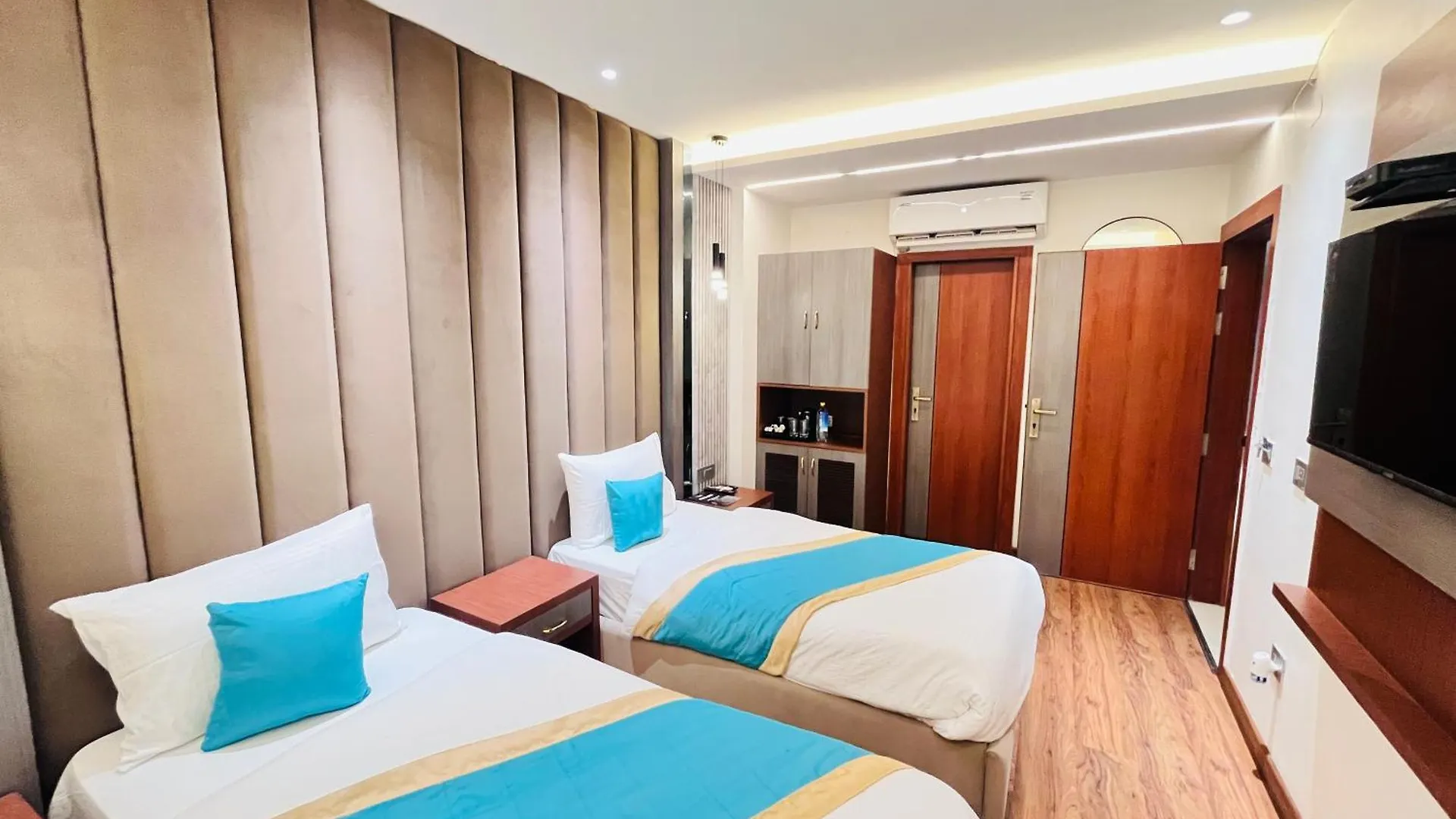 Western Blu Inn Delhi  3*, Delhi (National Capital Territory of India)