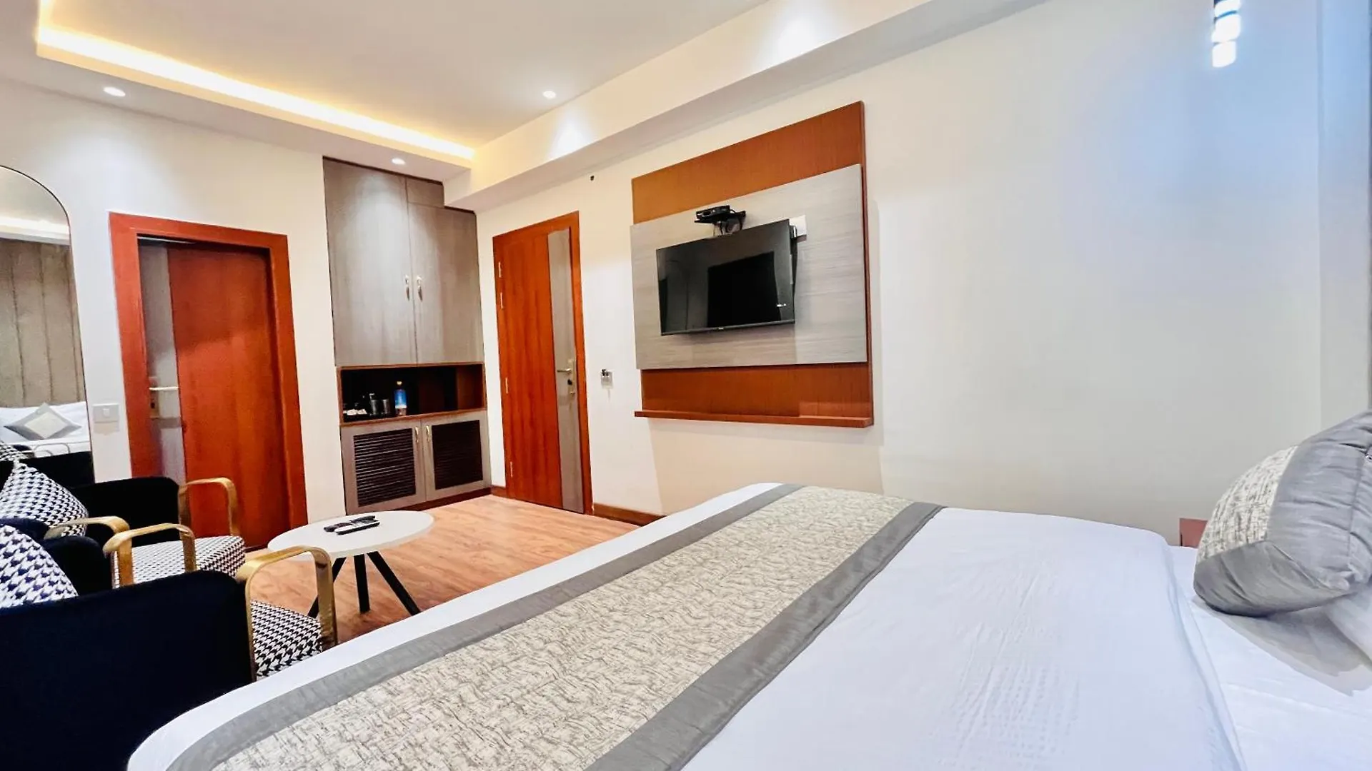 Hotel Western Blu Inn Delhi