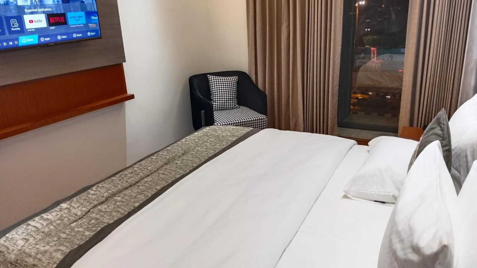 Hotel Western Blu Inn Delhi